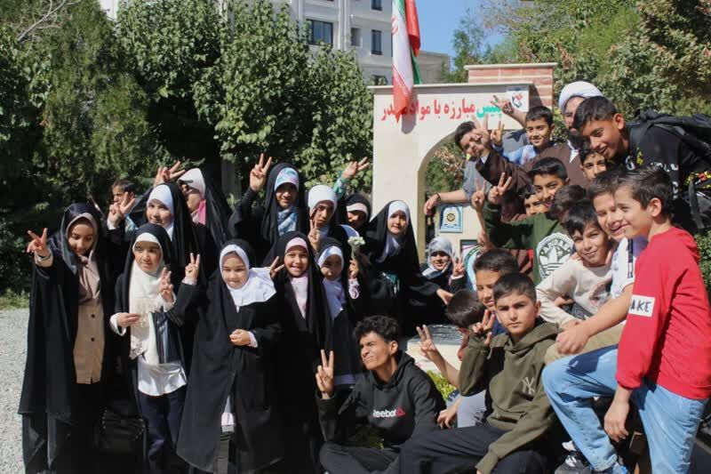 قدرشناسی بچههای مسجدی از زحمات حافظان امنیت