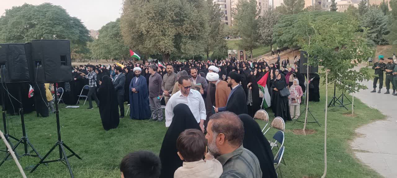 اجتماع بزرگ بانوان فاطمی و تمدنساز در خرمآباد
