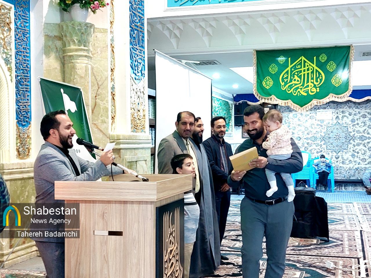 محفل ذکر توسل هنرمندان کرمان به آستان اهل بیت علیهمالسلام در شب وفات حضرت معصومه سلامالله علیها