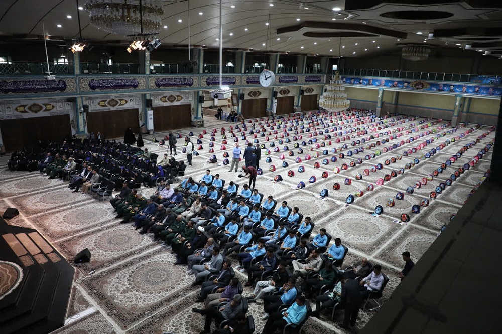 توزیع بیش از ده هزار بسته آموزشی در آذربایجان غربی