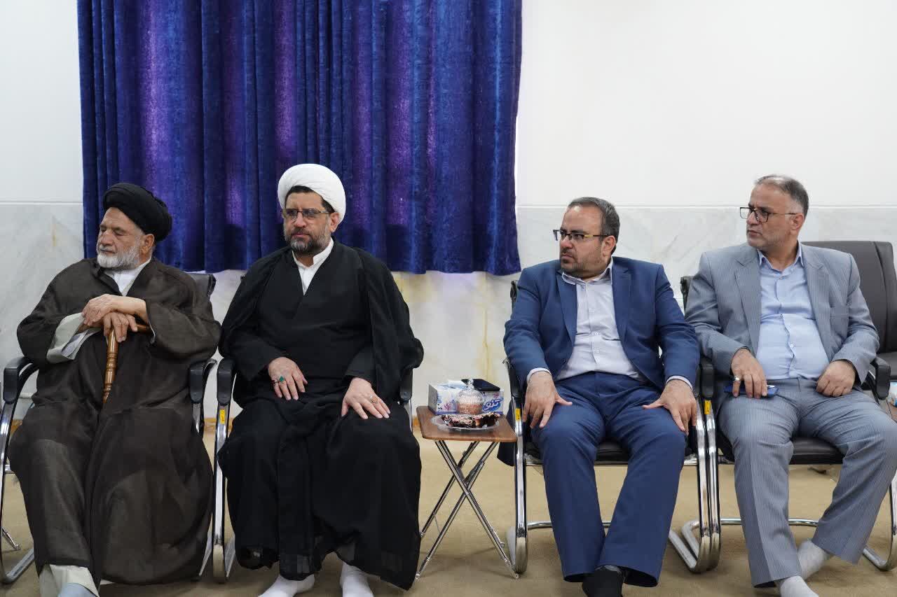 مساجد در ارتقاء فرهنگ مردم و نسل جوان نقشبسزایی دارند