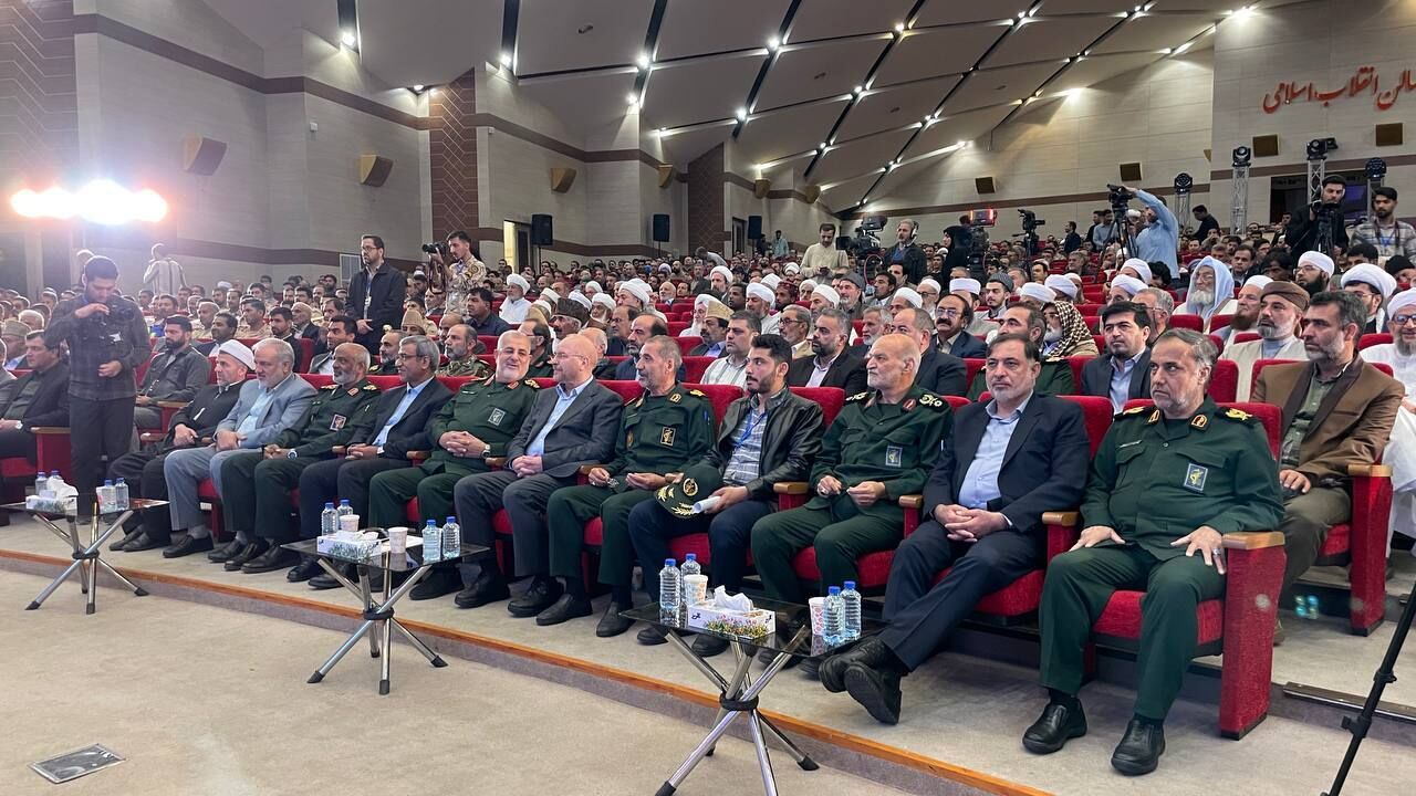 مردمیاری رویکرد شهید شوشتری برای امنیت شرق کشور