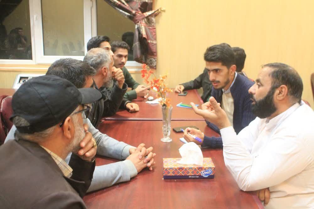 سیزدهمین گردهمایی مربیان طرح چهره به چهره شرق کشور