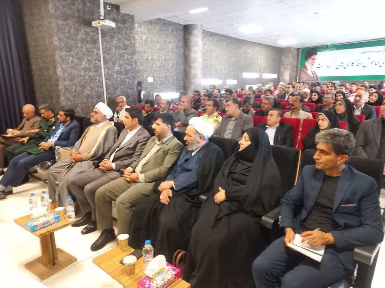 «سودابه ضرغامنژاد» فرماندار دهگلان شد