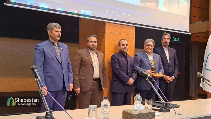 ۲ واحد تولیدی خراسان جنوبی به عنوان «واحد نمونه ملی استاندارد» تجلیل شدند ۲ واحد تولیدی خراسان جنوبی به عنوان «واحد نمونه ملی استاندارد» تجلیل شدند