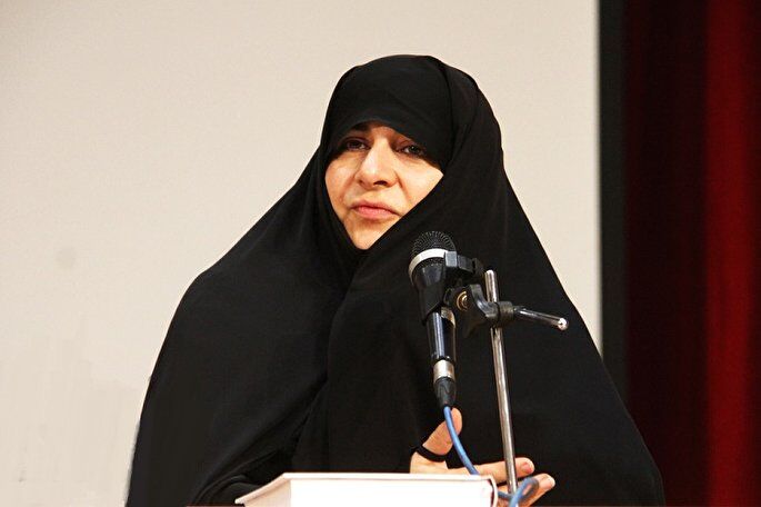 واقعیتهای زنانه جامعه/راهی که برای الگوی سوم زن باید برویم