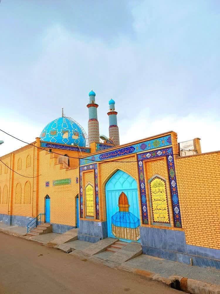 مسجدی که پاتوق کتابخوانهاست