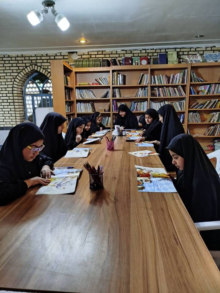 مسجدی که پاتوق کتابخوانهاست