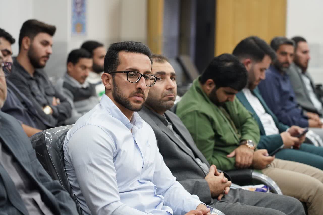 ایجاد فضایی شفاف و روشن را از ضروری ترین وظایف رسانهها است
