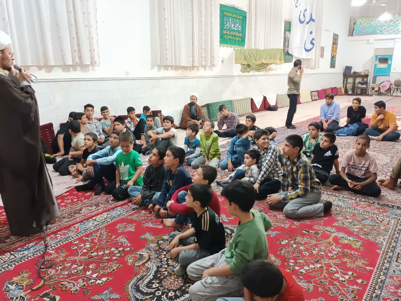 نشاط و معنویت دستاورد اردوی «شبی در مسجد» برای بچههای روستای قوژد کاشمر
