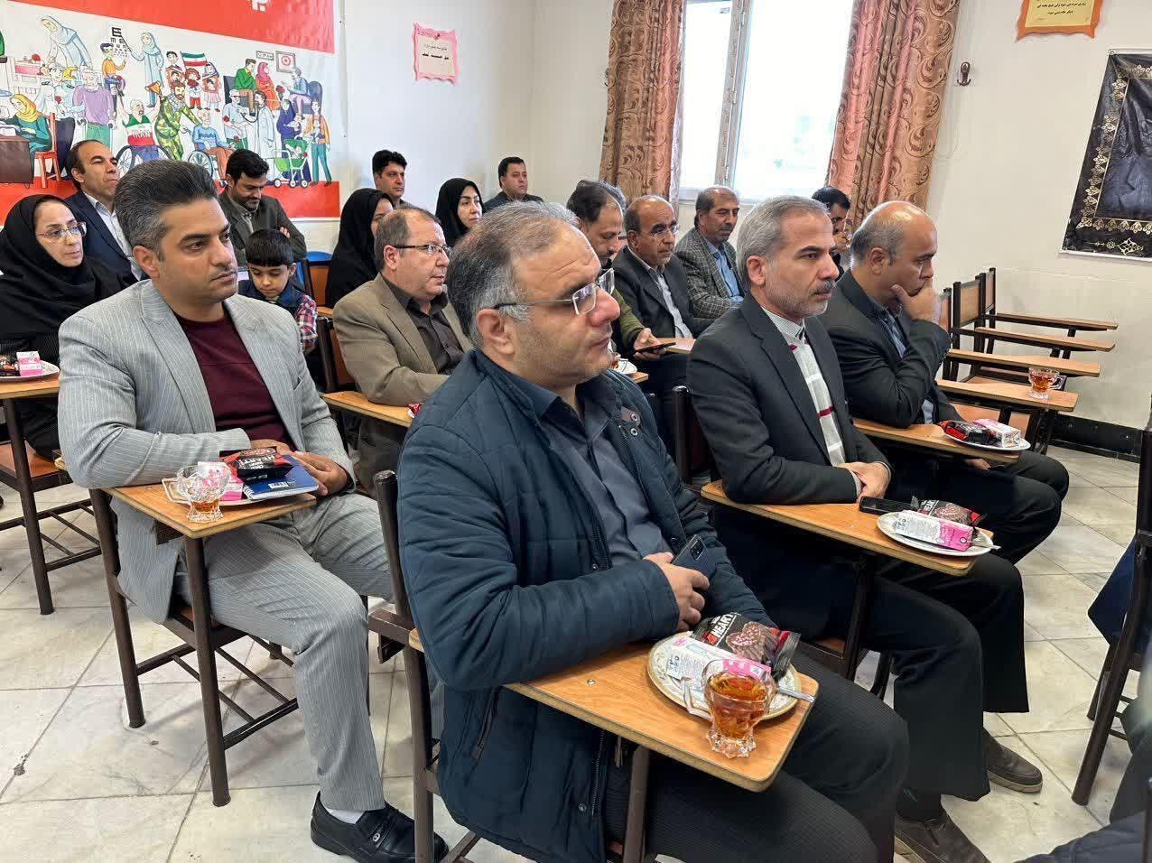 جوانان ایران با ایمان و شجاعت مقابل تجاوز دشمن میایستند