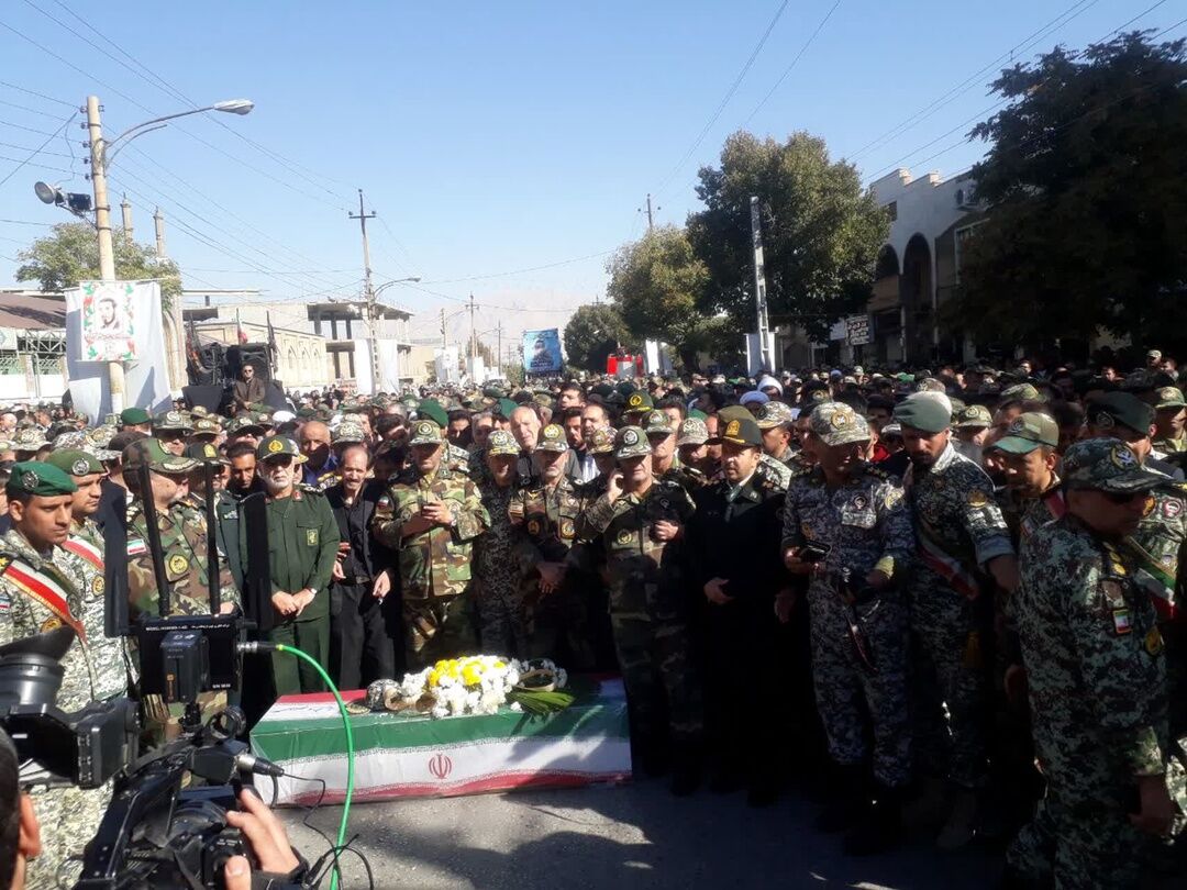 پیکر «شهید سجاد منصوری» تشییع و در خاک آرمید