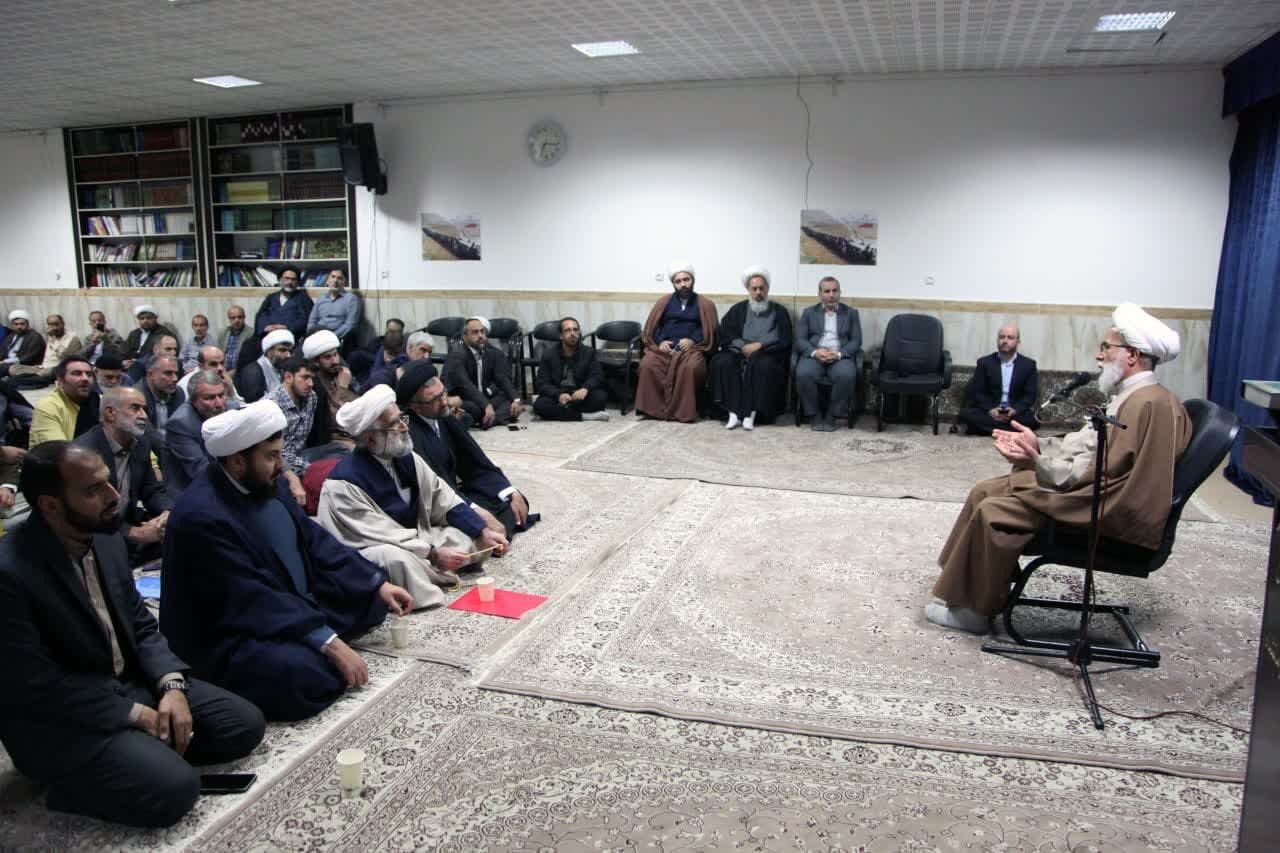 نشست هماندیشی فعالان مساجد در کرمانشاه برگزار شد