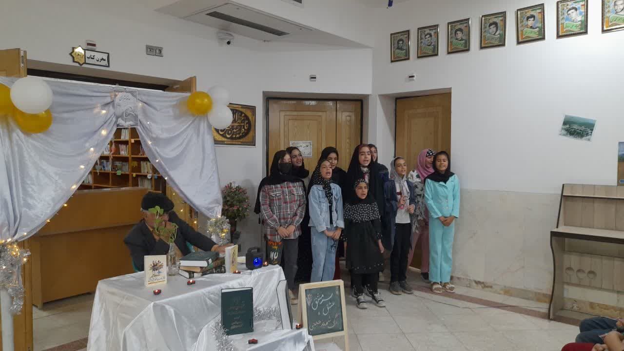 از دههچهلیها تا دهه نودیها؛مشتری پروپاقرص یک کتابخانه مسجدی