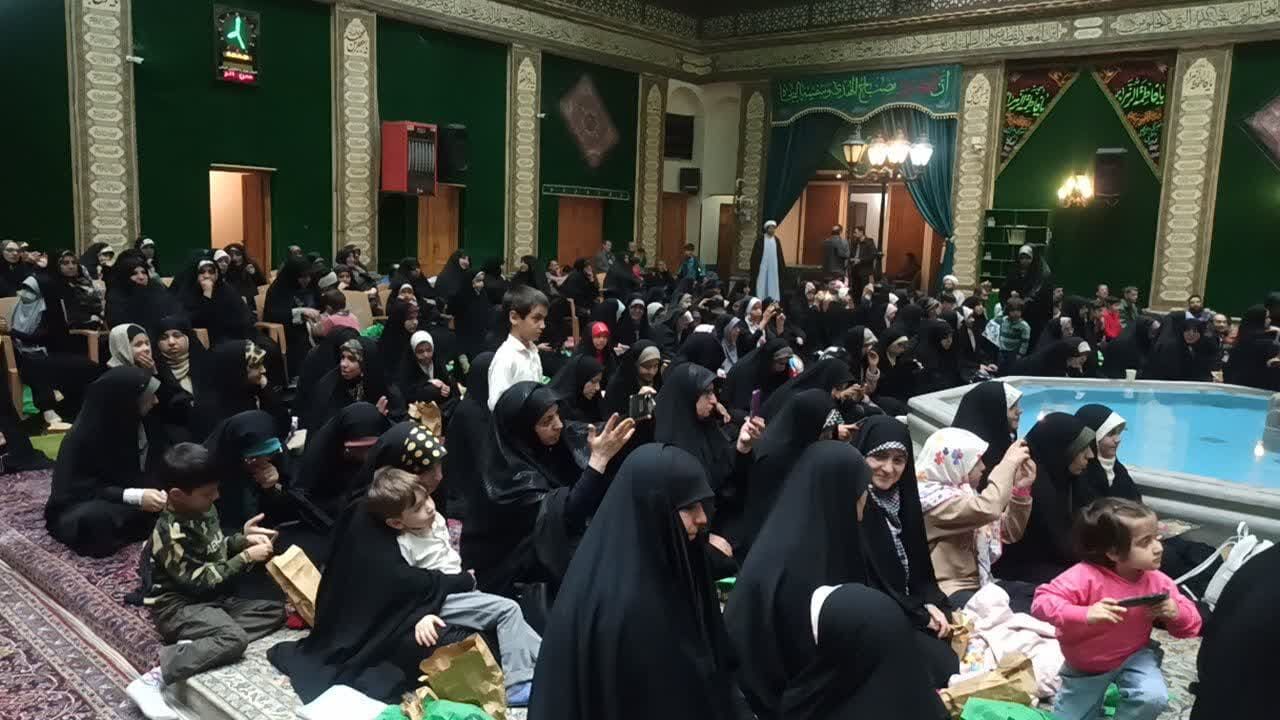 همایش تجلیل از برندگان قرعهکشی دارندگان مدارک حفظ عمومی قرآن در اصفهان برگزار شد