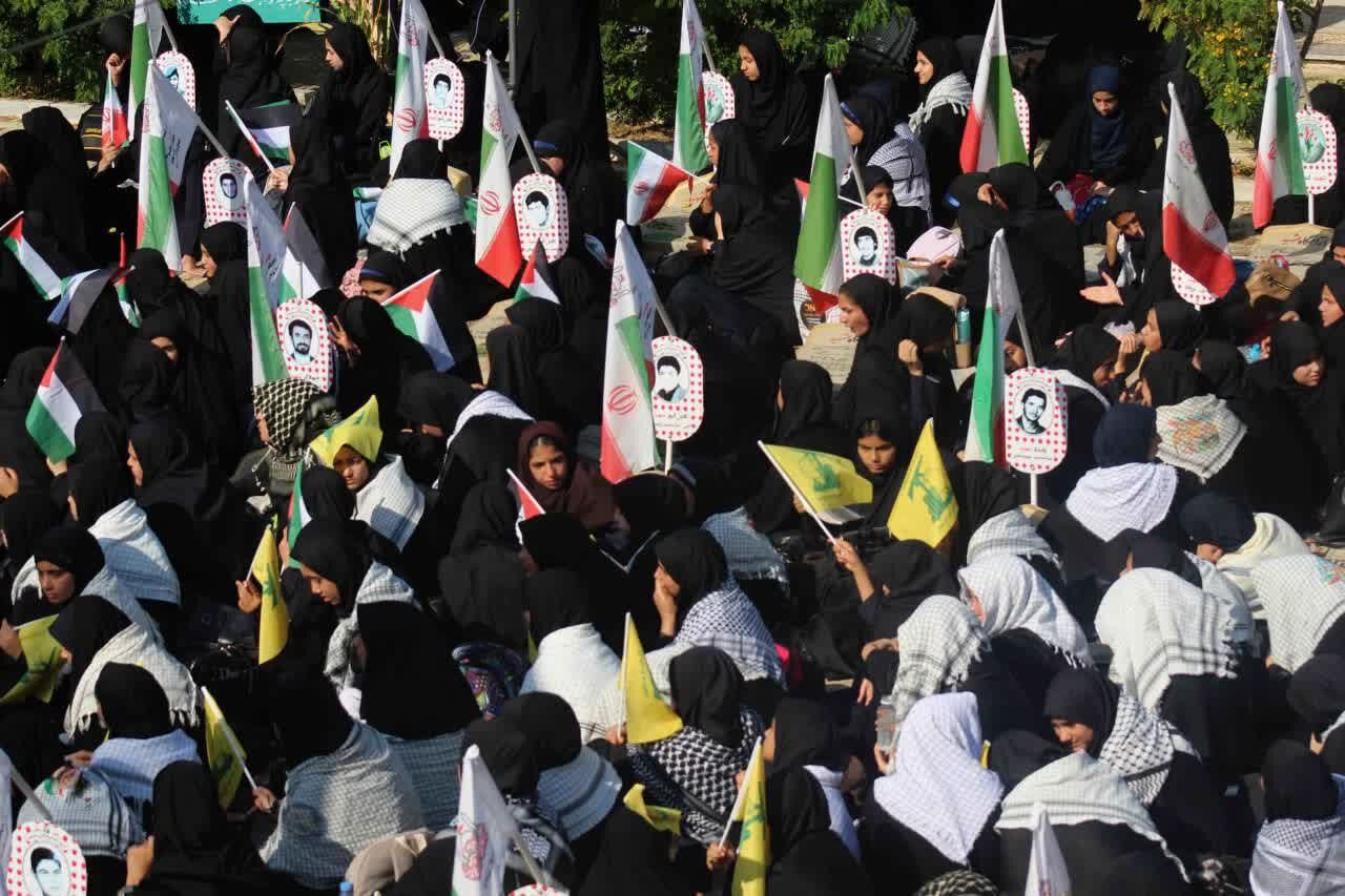 هرکس مرعوب دشمن شود، شکست میخورد