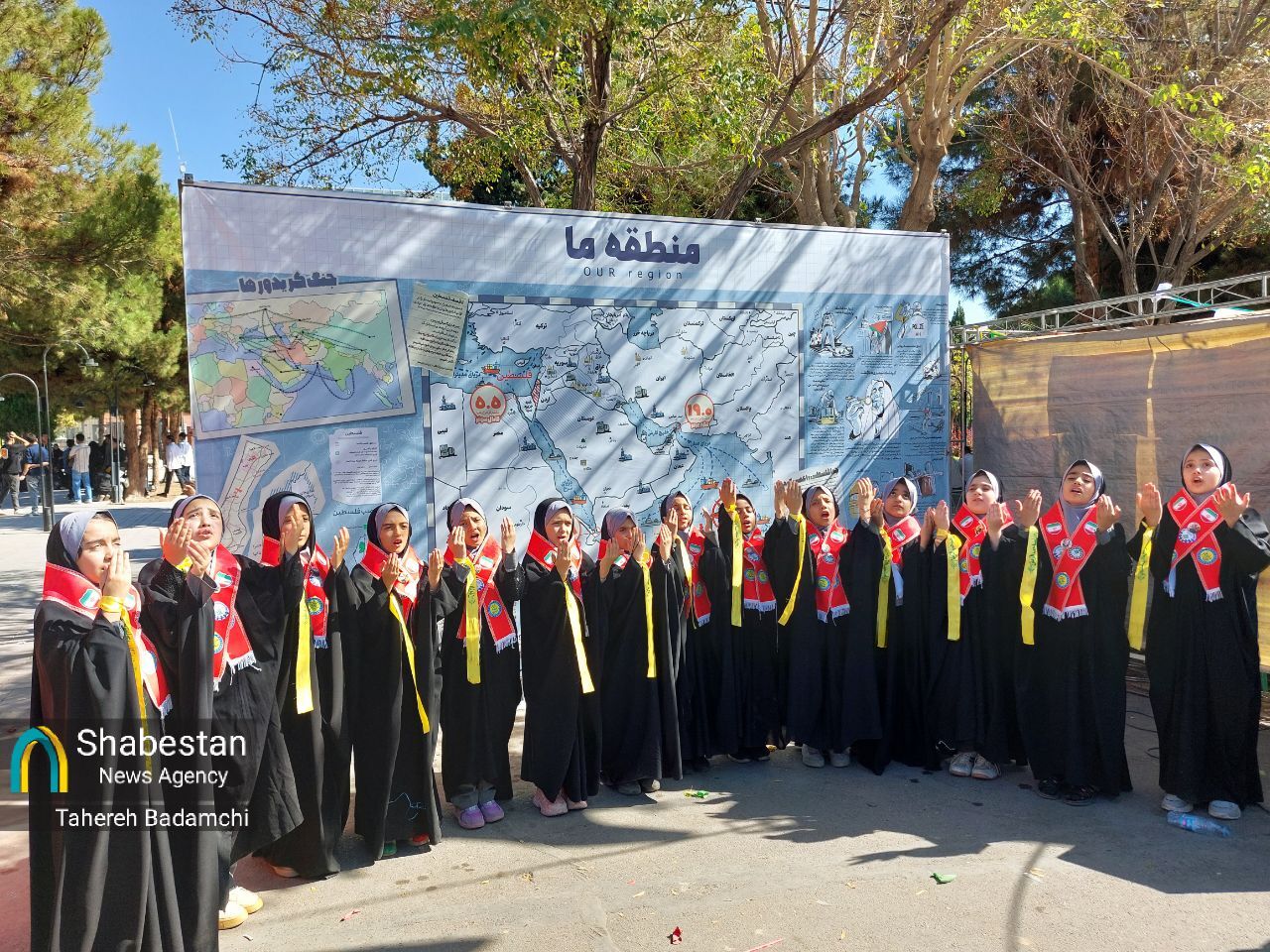 ۱۳ آبان ۱۴۰۳ برآمده از پس یک سالِ طوفانی/ جای شهدای مقاومت و حادثه تروریستی کرمان خالی