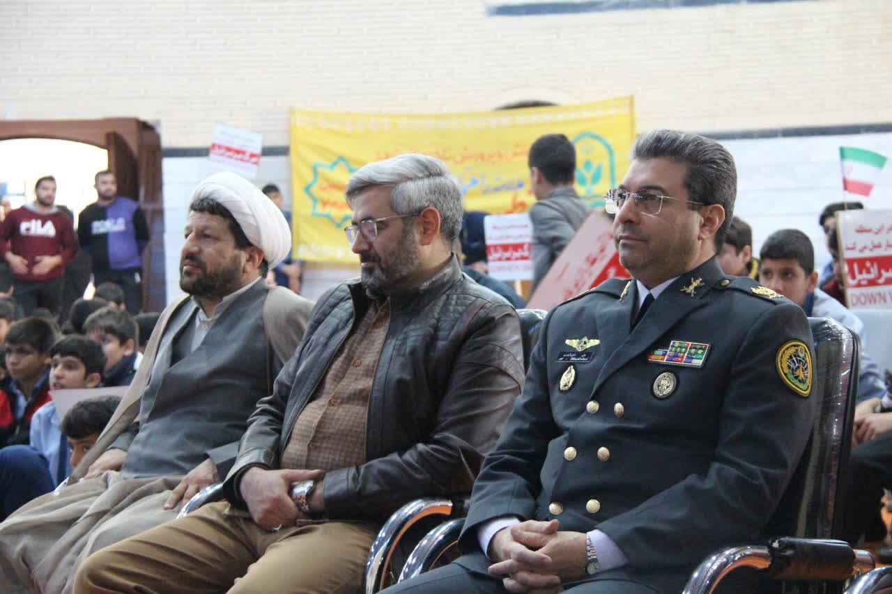 راهپیمایی ۱۳ آبان، تبلور غرور ملی است