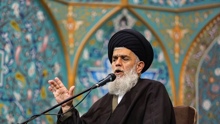 اشک بر اباعبدالله (ع) اضطراب را از انسان دور می‌کند