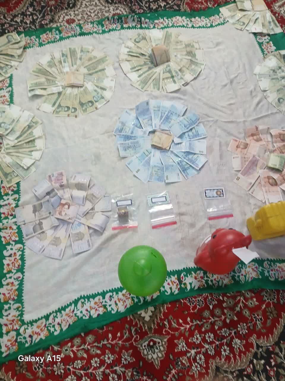 قلکهای همدلی کودکان کانون امام خامنهای راهی لبنان شد