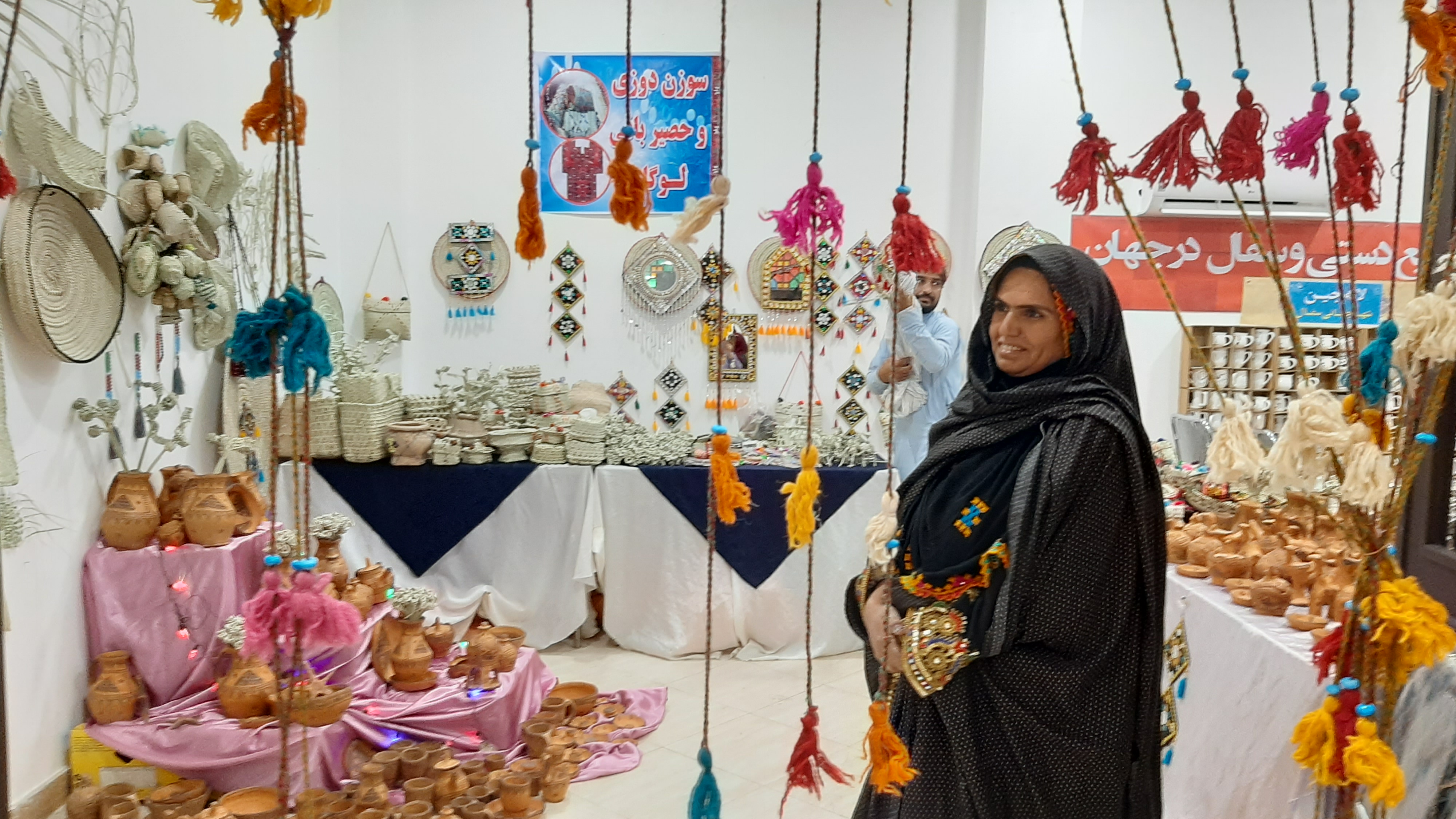 بازار هنر در شیراز شهر جهانی صنایع دستی افتتاح شد