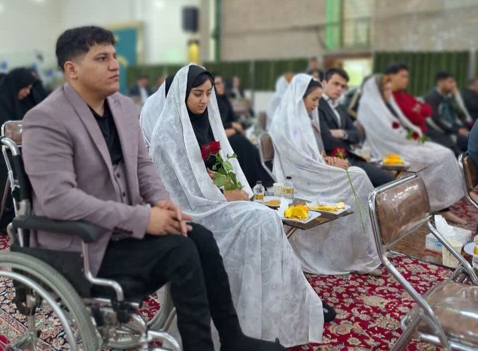 اهدا ۵۰ سری جهیزیه به زوجهای دارای معلولیت