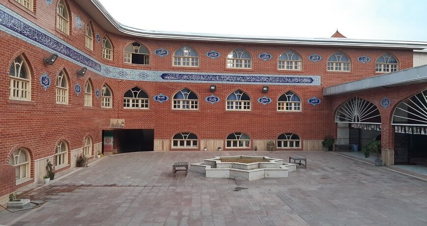 کاظم بیک؛ مسجدِ همه‌چیز تمامِ بابل