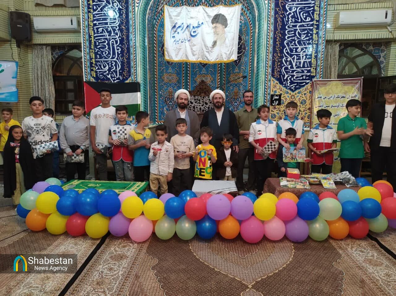 جشن تولد متفاوتِ بچههای مسجد با یاد و نام فلسطین