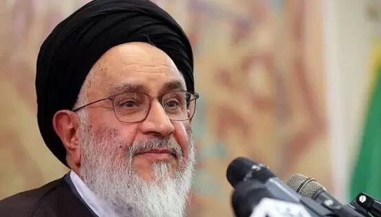 حکمت اسلامی موید کرامت انسانی/جهان با فلسفه تبیین میشود نه کلام