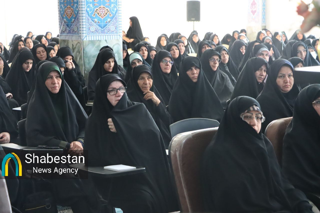 همایش «مقاومت در زندگانی حضرت زهرا سلاماللهعلیها» در رفسنجان+ تصاویر