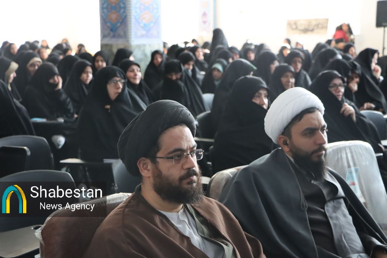 همایش «مقاومت در زندگانی حضرت زهرا سلاماللهعلیها» در رفسنجان+ تصاویر