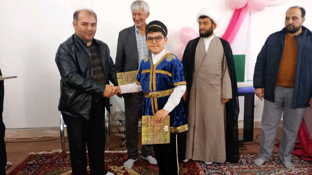 همسویی مسجد و کتاب در هفته کتاب