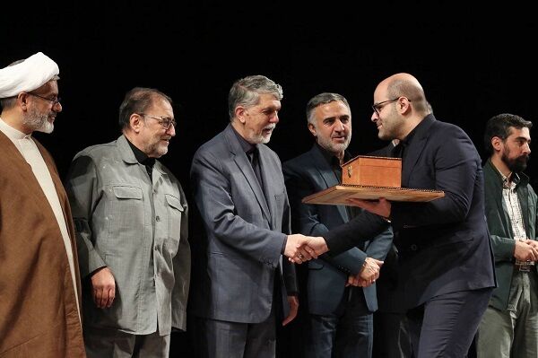 از شیراز تا دل عشایر؛ روایت موفقیتهای فارس در ترویج کتابخوانی