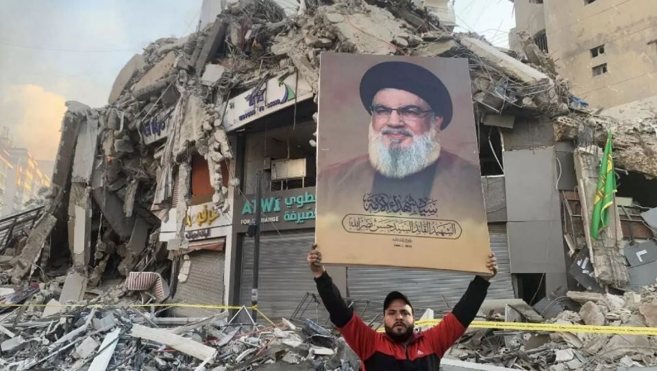 ایستادگی یا تسلیم؟ روایت سرنوشت ملتها