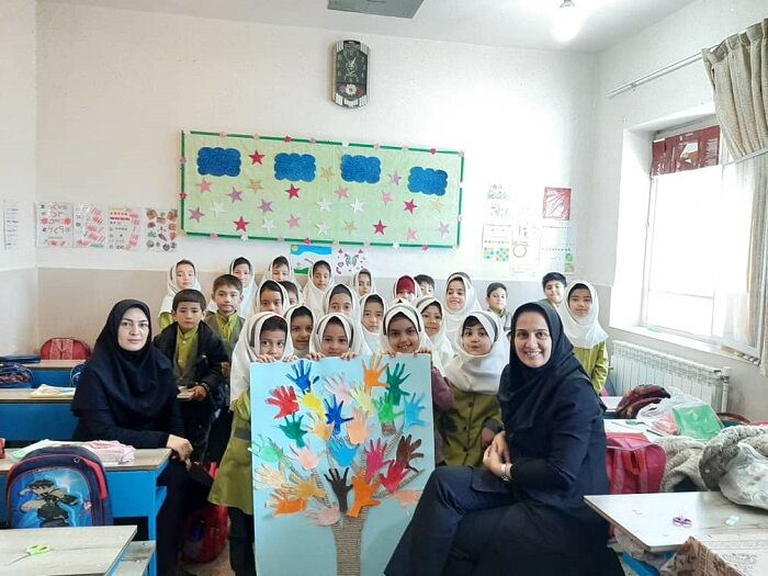 پیک امید کودک و نوجوان به مناطق محروم اصفهان میرود