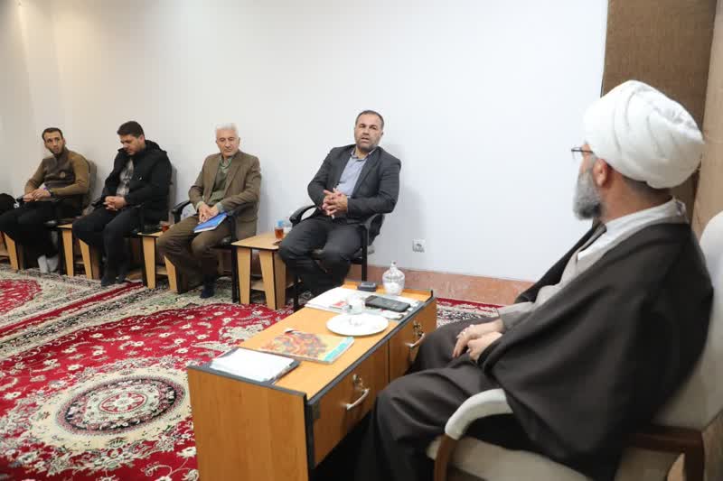 ابعاد معرفتی و بصیرتی هیئات مذهبی، تحتالشعاع سایر موضوعات قرار نگیرد