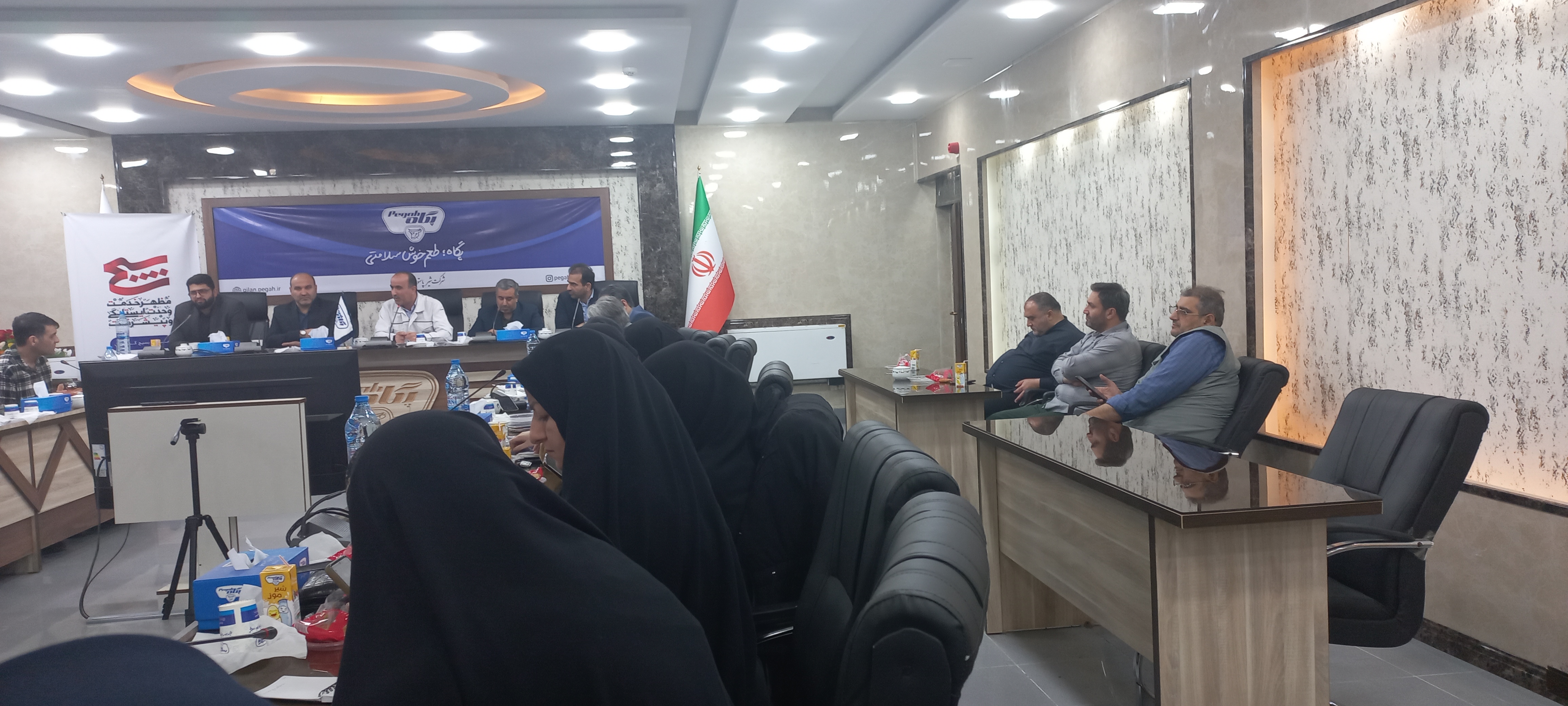 طعم حرکت انقلاب در قلم راویان پیشرفت