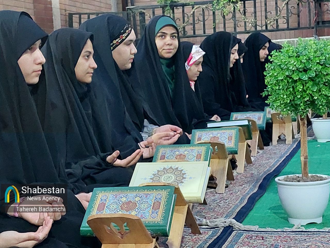 پویش دعای نصر؛ از جلسات خانگی تا مساجد/ کرسیهای تلاوت کرمان بر مدار آیات فتح