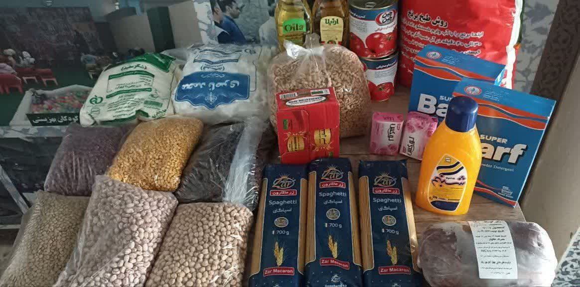 ۲۴۰ بسته کمک معیشتی بین خانواده دانش‌آموزان محروم توزیع شد