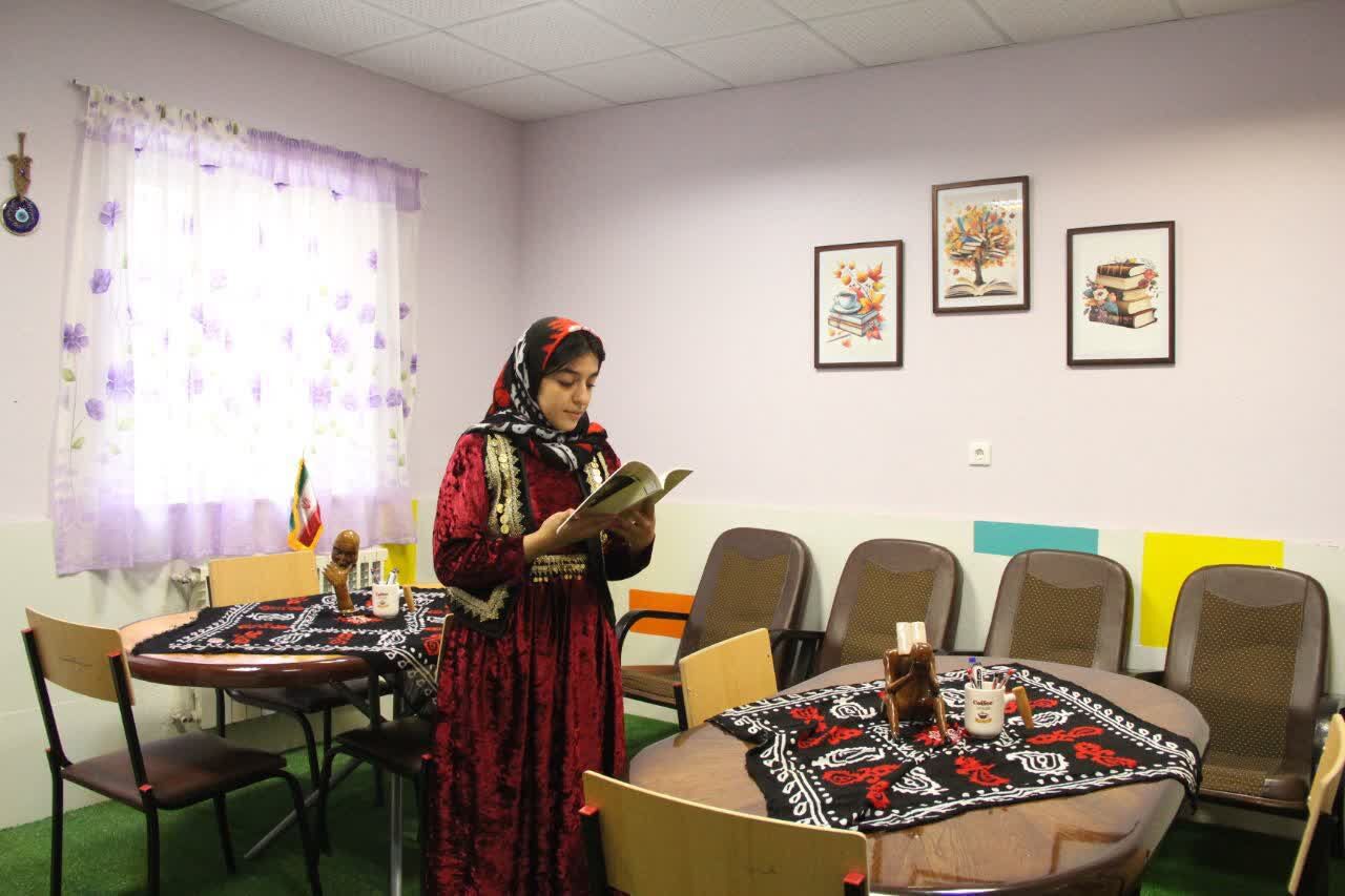 کافه کتاب دبیرستان مبعث خرمآباد افتتاح شد