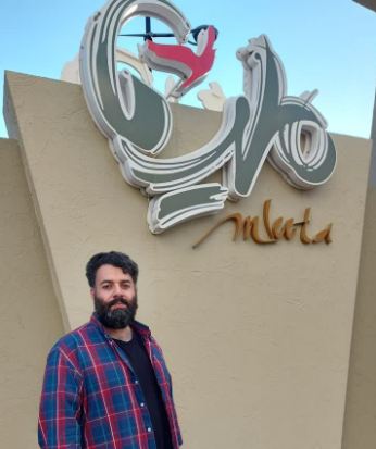 «جاده کالیفرنیا»؛ روایت سخنرانی سیدحسن نصرالله در ضاحیه تا تصویر چمران در یتیمخانه جنوب لبنان