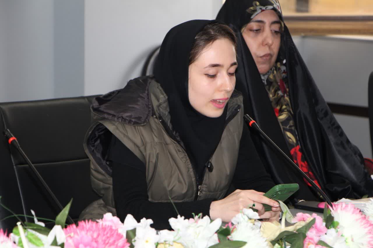 وقتی که با شعر از مقاومت میگویند