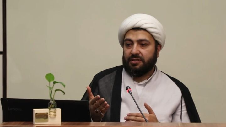 طلاب موضوع‌شناسی بازی‌های رایانه‌ای را یاد می‌گیرند