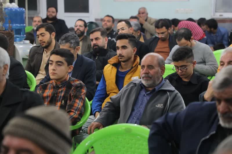 مسجد سنگر دفاع از ارزشها است