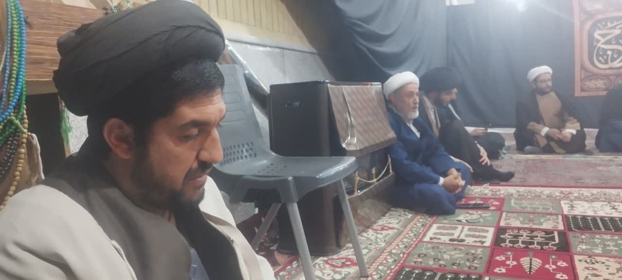 غیرفعال بودن مساجد، جامعه را دچار آسیبهای فراوانی میکند