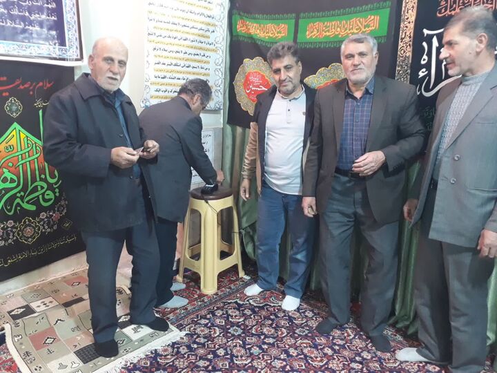 جمع آوری ۲۸ میلیون تومان هدیه نقدی برای جبهه مقاومت در مسجد حاج انتظام