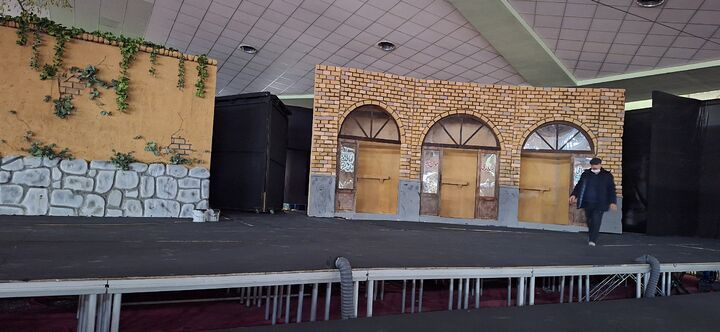 نمایش «سرخط یک هفت خط آخر خط» در مصلی اراک اجرا می‌شود