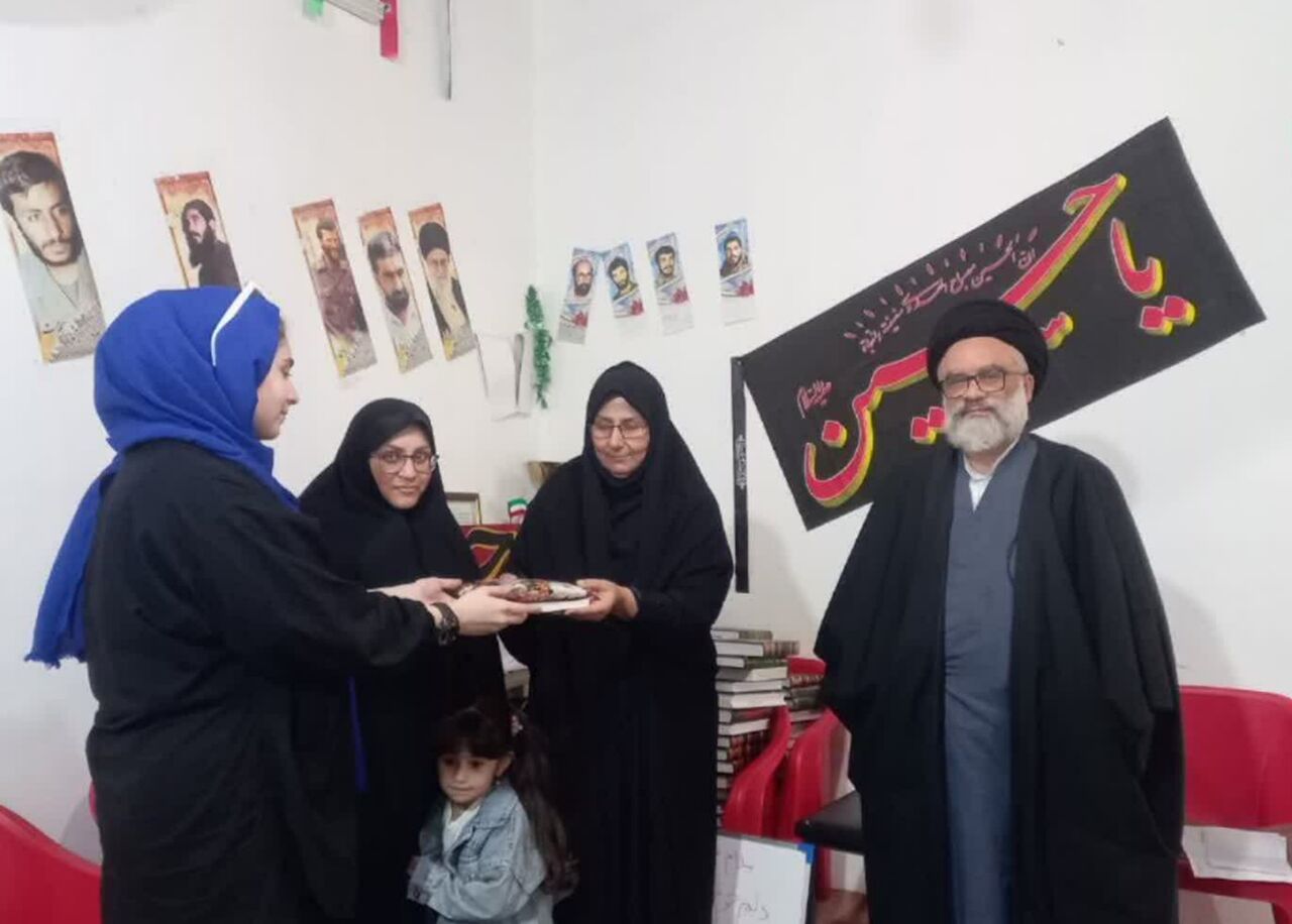 برگزاری نشست کتابخوان «بانوان فاطمی» در مسجد جامع چالوس