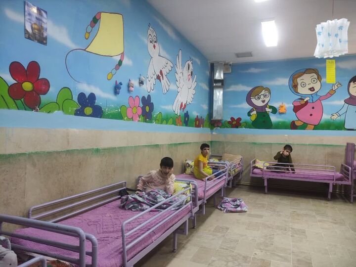 ساعتی با فرشتگان زمینی ساعتی با فرشتگان زمینی