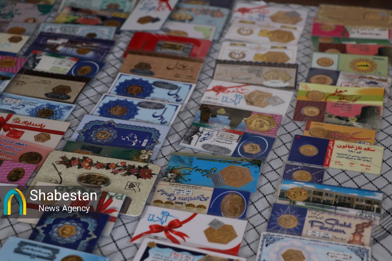 حرم شاهچراغ (ع)، قلب تپنده همدلی/ ۳ کیلو طلا و ۲ میلیارد پول نقد هدیه زائران به جبهه مقاومت